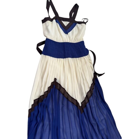 Milly Pleated Maxi Dress. Size 8. Blue/White Color Block Belted - Picture 6 of 16